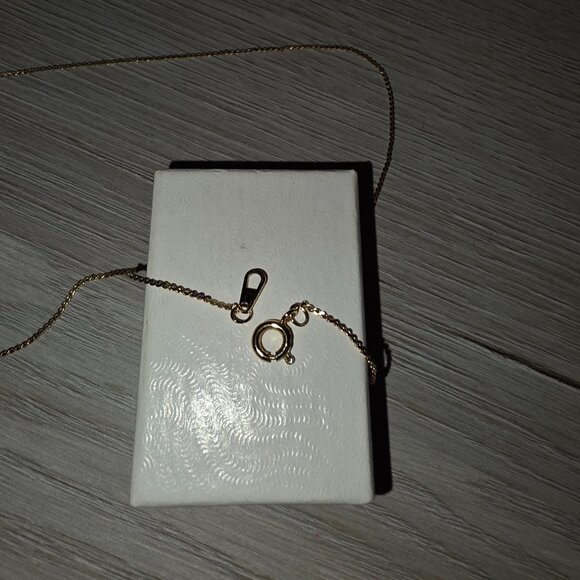 Beautiful Faux Ruby Necklace and earring set ✨️ - Picture 12 of 12